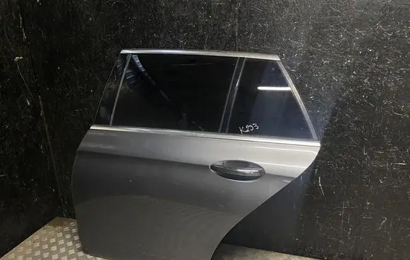 Mercedes-Benz E W213 Rear door