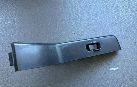 Nissan Patrol Y60 Front door window switch trim 8096027J00