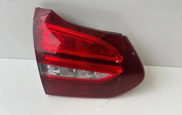 Mercedes-Benz C W205 Tailgate rear/tail lights 2059065900