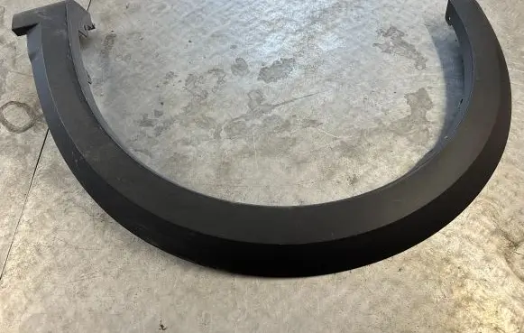 Dacia Sandero Front arch trim 638138150R