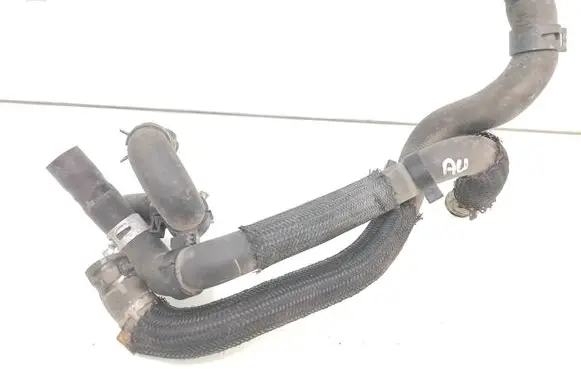 Toyota RAV 4 (XA30) Engine coolant pipe/hose