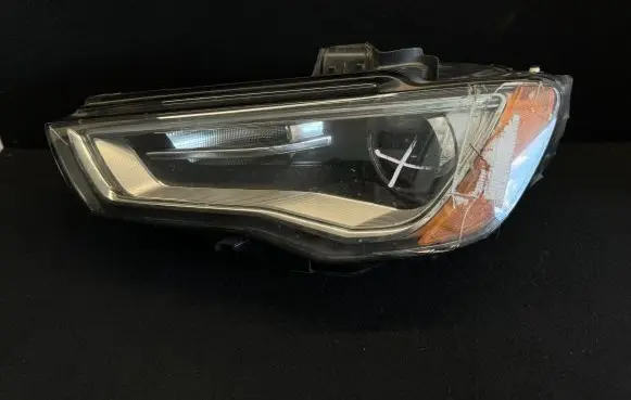 Audi A3 S3 8V Headlight/headlamp 8V0941005 8V0941005B