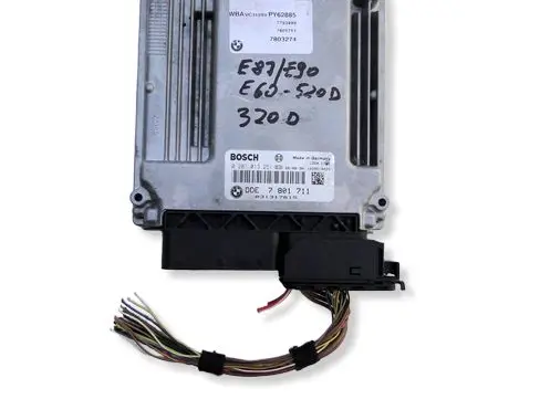 BMW 1 E81 E87 Engine control unit/module 0281013251 7801711 031317615