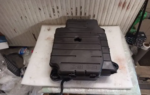 Hyundai Ioniq 5 Subwoofer speaker 96380G1300 8528140020 064998