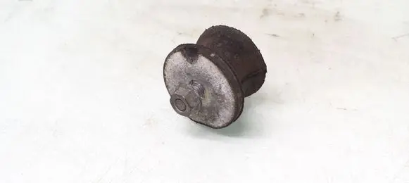 BMW 1 E81 E87 Gearbox mount 6771220