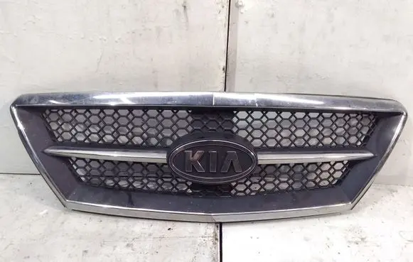KIA Sorento Front bumper upper radiator grill