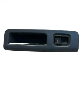 Volvo V50 Electric window control switch 8679477 3865