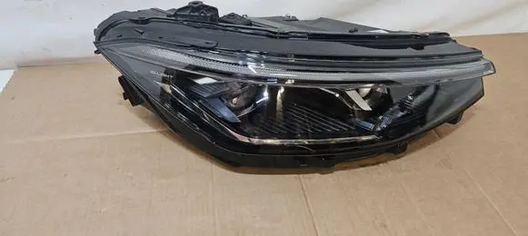 Volkswagen PASSAT B9 Headlight/headlamp 3J1941036