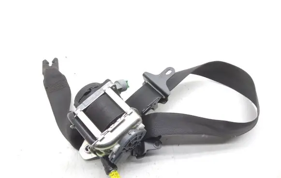 Volvo V60 Front seatbelt