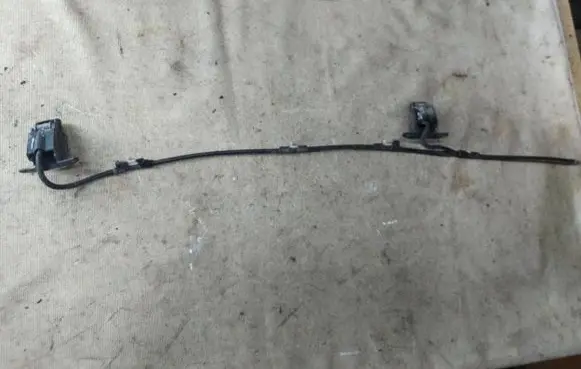 Volkswagen Sharan Windshield washer spray nozzle 