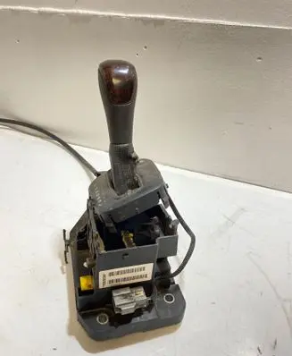 Volvo S80 Gear shifter/selector P08699384