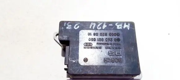 Mercedes-Benz E W124 Airbag control unit/module 0285001050 0038200610