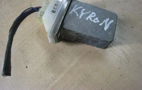 SsangYong Kyron Heater blower motor/fan resistor 6811109170