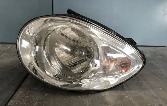 KIA Picanto Headlight/headlamp 9210107XXX