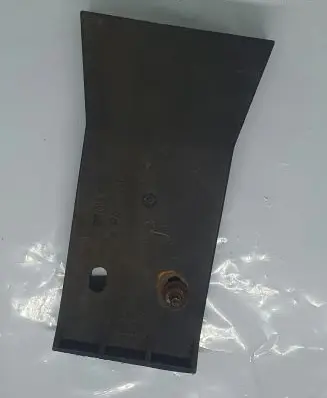 Battery bracket