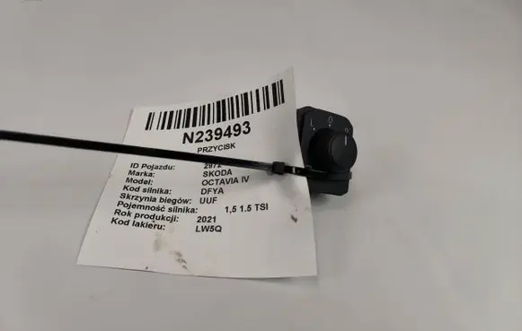 Skoda Octavia Mk4 Wing mirror switch 565959656A