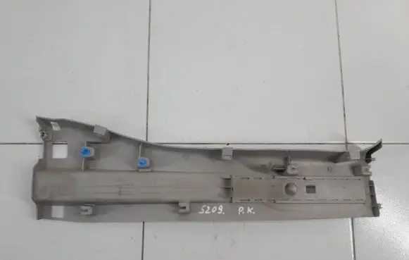 Renault Trafic III (X82) (B) pillar trim (top) 769147768 769141318