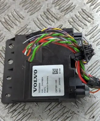 Volvo V60 Tailgate/trunk control unit/module 32256098