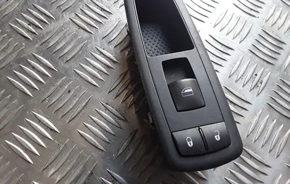 Dodge Journey Electric window control switch 68029178AB