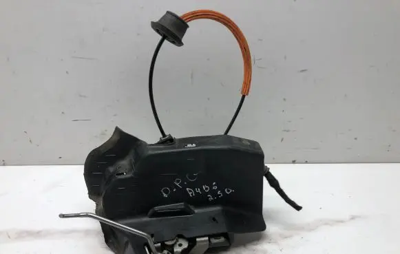 Audi A4 S4 B6 8E 8H Rear door lock 8E0839350 8E0839358