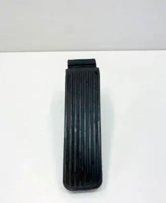 Mercedes-Benz SL R129 Accelerator throttle pedal A1293010082 1293010082