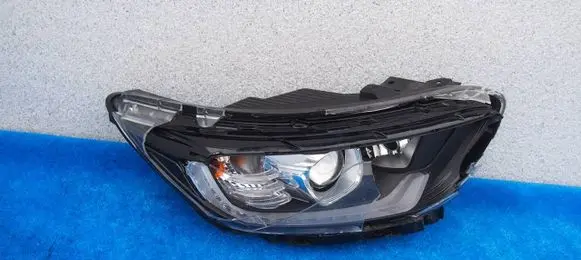 KIA Stonic Headlight/headlamp 92102H8