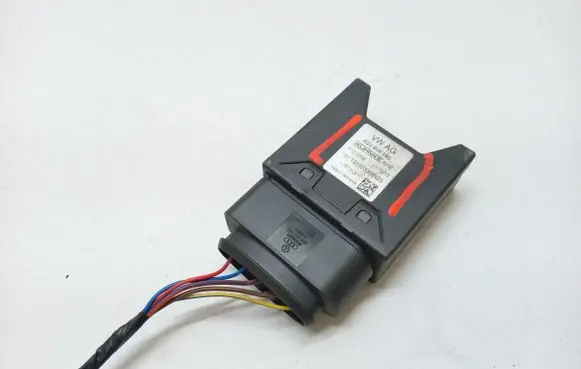 Seat Leon (5F) Fuel injection pump control unit/module 5Q0906093