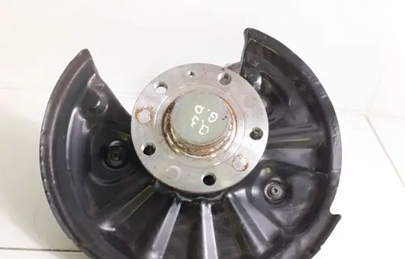 Audi Q3 F3 Rear wheel hub 3Q0501117 3Q0615612B