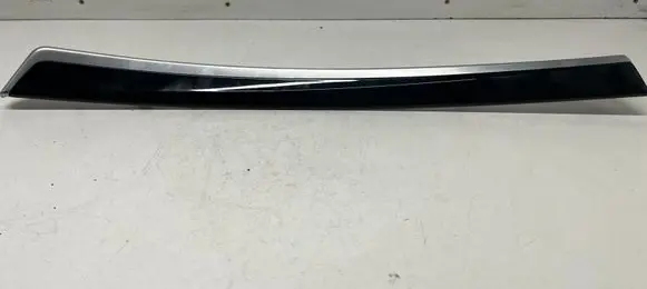 BMW 5 F10 F11 Front door trim bar 9171781