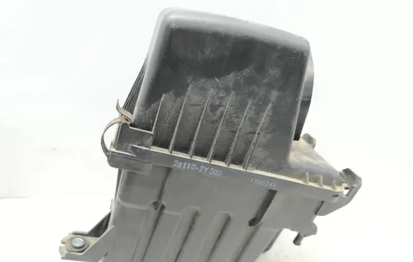 Hyundai ix35 Air filter box 281102Y300