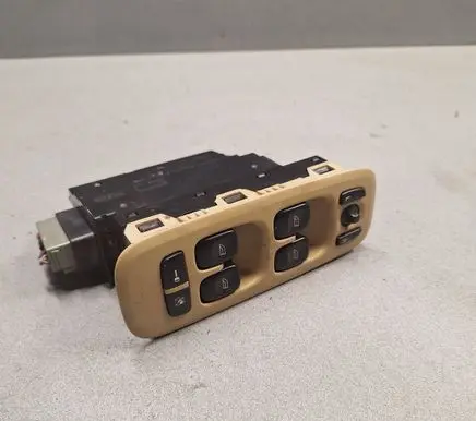 Volvo S60 Electric window control switch 30658146 03W51E MD51EC00016