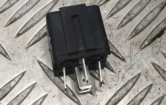 BMW X5 E53 Other relay 01939235073