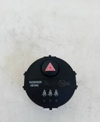 Toyota Yaris Hazard light switch 839500D050A 01912