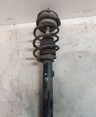 BMW 1 E81 E87 Front shock absorber with coil spring 6768916