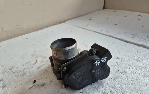 Audi A4 S4 B7 8E 8H Electric throttle body valve 06F133062G