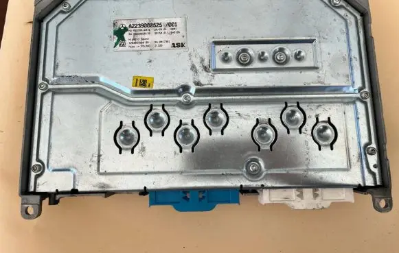 Mercedes-Benz S W223 Sound amplifier A2239000525
