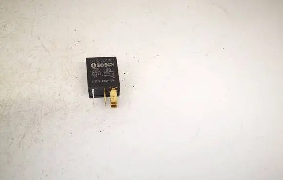 Audi A4 S4 B7 8E 8H Other relay 0332201107 v23374-a1601-y008