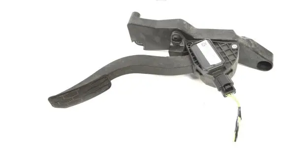Jaguar XE Accelerator throttle pedal GX739F836DA
