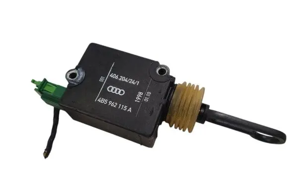 Audi A6 S6 C5 4B Tailgate boot lock/latch motor 4B5962115A