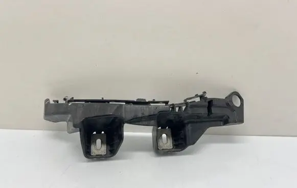 Mercedes-Benz C W205 Rear bumper mounting bracket A2058850365