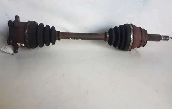 Mitsubishi Pajero Rear driveshaft