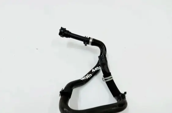 Volvo XC40 Engine coolant pipe/hose 32252068