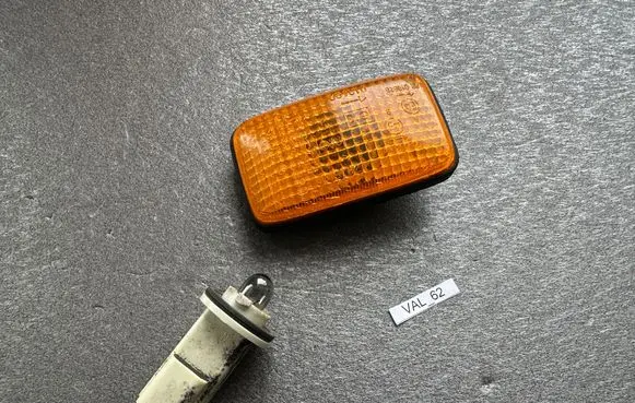 Nissan Patrol Y61 Front fender indicator light 2616070N00