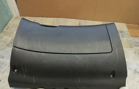 Skoda Octavia Mk2 (1Z) Glove box 1Z1857103