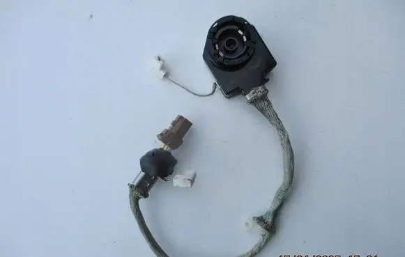 Honda CR-V Headlight ballast module Xenon LBHF03l