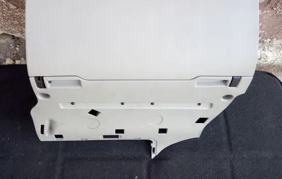 Audi A6 S6 C6 4F Glove box 4F1857035 NE19312