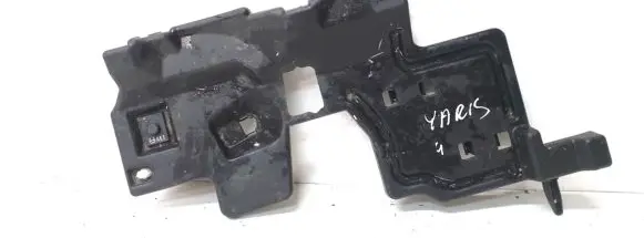 Toyota Yaris Other engine bay part 55606-0D050