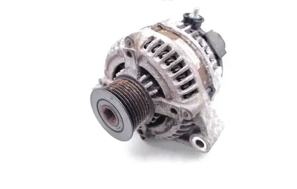 Land Rover Discovery 3 - LR3 Generator/alternator YLE500400 104210-3711