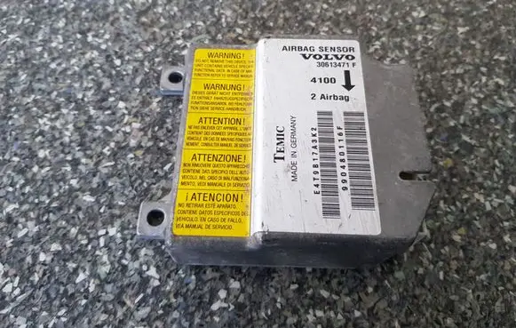 Volvo S40, V40 Airbag control unit/module 30613471F
