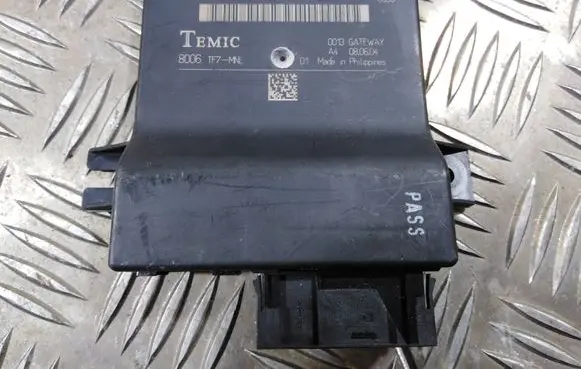 Audi A6 S6 C6 4F Gateway control module 4F0907468B 4F0910468A